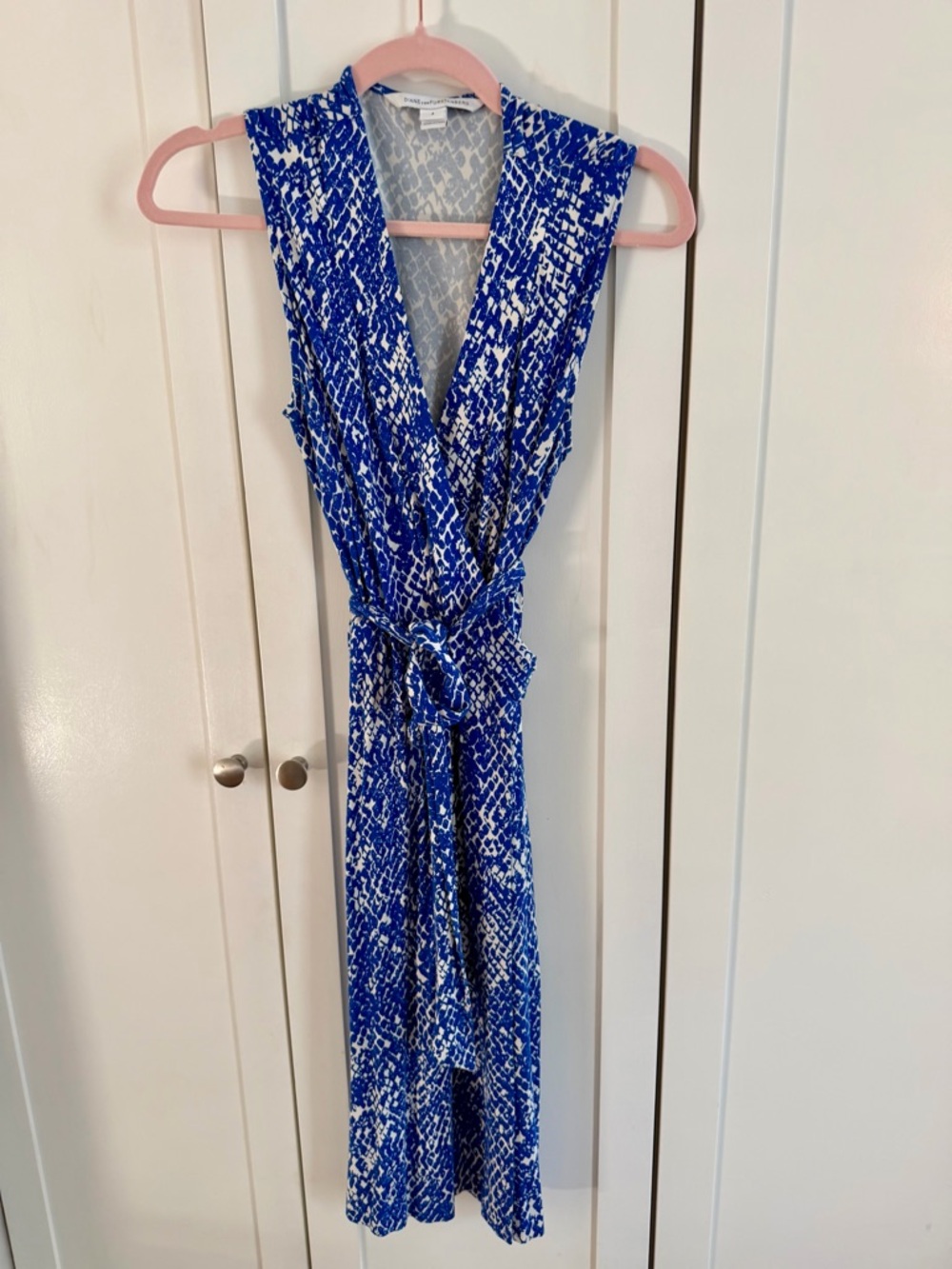 Diane Von Furstenberg Blue and White Abstract Dress